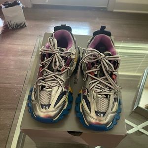 Women’s Balenciaga Track Sneaker. Size 38. Worn Once.